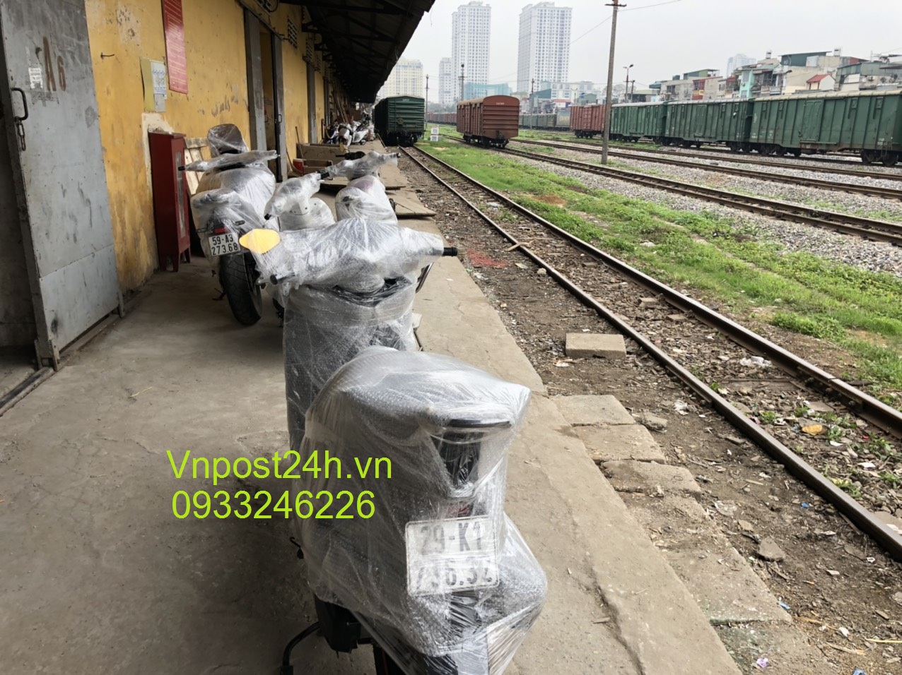 Gửi xe máy bằng đường sắt 2023