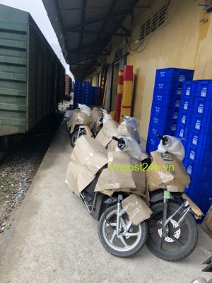 Vận chuyển xe máy bằng đường sắt